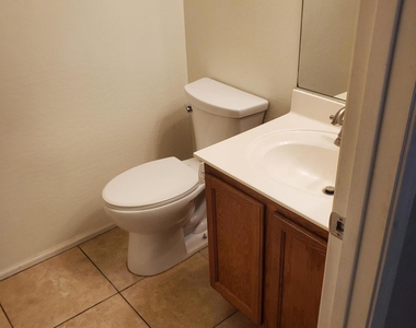 1507 S 171st Lane - Photo Thumbnail 22