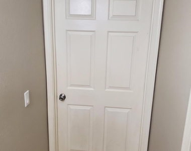 1507 S 171st Lane - Photo Thumbnail 24