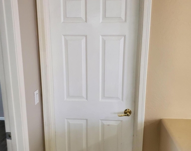 1507 S 171st Lane - Photo Thumbnail 14
