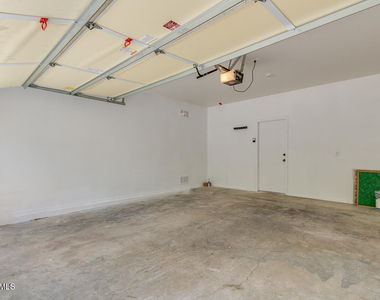 4230 E Windsor Drive - Photo Thumbnail 29
