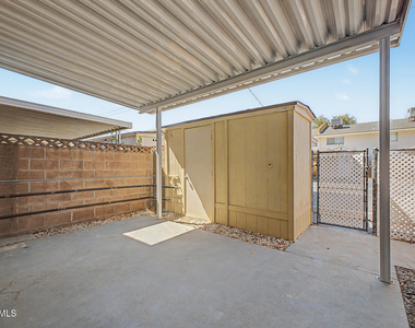 8510 E Montebello Avenue - Photo Thumbnail 17