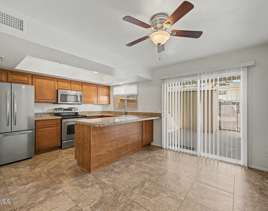 8510 E Montebello Avenue - Photo Thumbnail 5