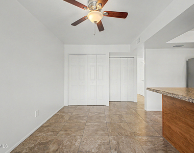 8510 E Montebello Avenue - Photo Thumbnail 6
