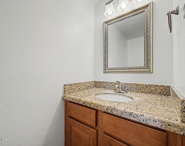 8510 E Montebello Avenue - Photo Thumbnail 8