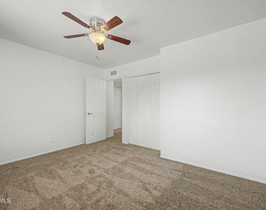 8510 E Montebello Avenue - Photo Thumbnail 16