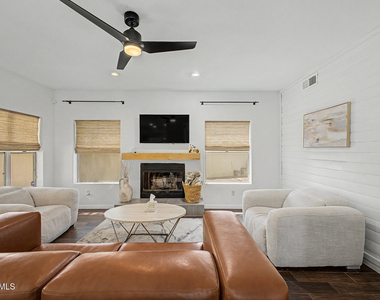 5773 W Shannon Street - Photo Thumbnail 15