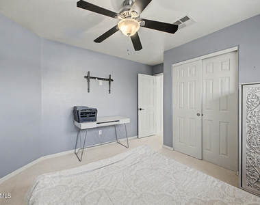 5773 W Shannon Street - Photo Thumbnail 33