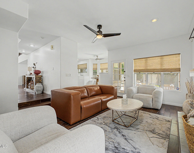 5773 W Shannon Street - Photo Thumbnail 14
