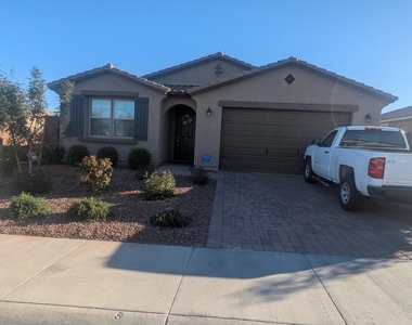 19605 W Cambridge Avenue - Photo Thumbnail 1