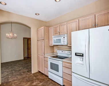 16411 E Segundo Drive - Photo Thumbnail 8