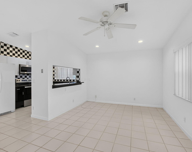 15415 Summer Lake Drive - Photo Thumbnail 20
