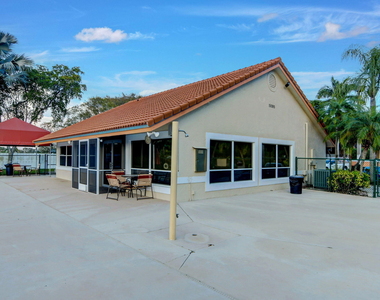 15415 Summer Lake Drive - Photo Thumbnail 38