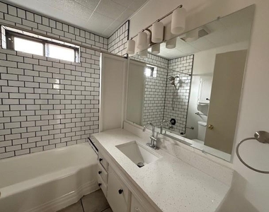 1750 Walnut Street - Photo Thumbnail 15