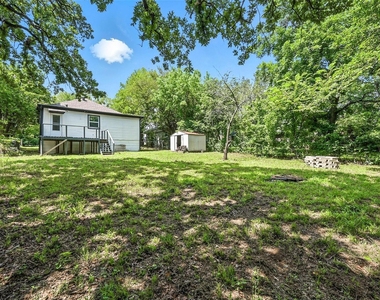 903 W Baker Street - Photo Thumbnail 10