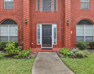 2810 Glenwick Court - Photo Thumbnail 4