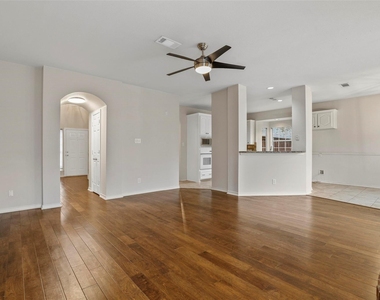 2810 Glenwick Court - Photo Thumbnail 35