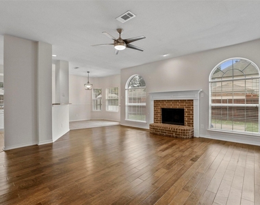 2810 Glenwick Court - Photo Thumbnail 33
