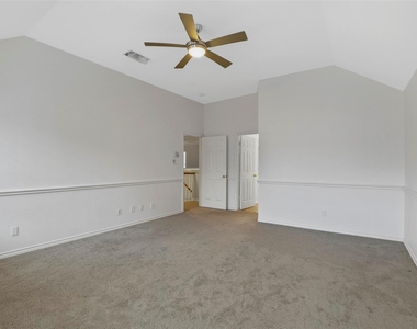 2810 Glenwick Court - Photo Thumbnail 14