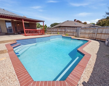 5406 Blue Cove Drive - Photo Thumbnail 26
