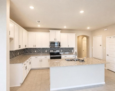 5601 Portola Lane - Photo Thumbnail 13