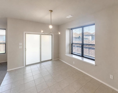 5601 Portola Lane - Photo Thumbnail 14
