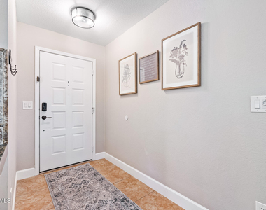 3659 W Elgin Street - Photo Thumbnail 5