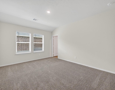 3918 Applewood Trail - Photo Thumbnail 13