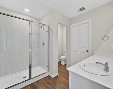 3918 Applewood Trail - Photo Thumbnail 15