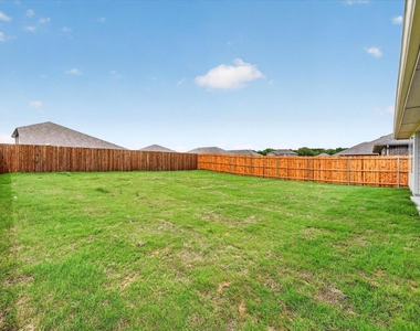 3918 Applewood Trail - Photo Thumbnail 20