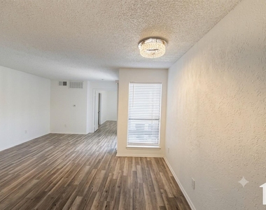 9813 Walnut Street - Photo Thumbnail 6