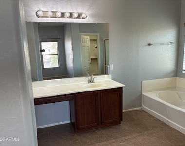 928 E Randy Street - Photo Thumbnail 27