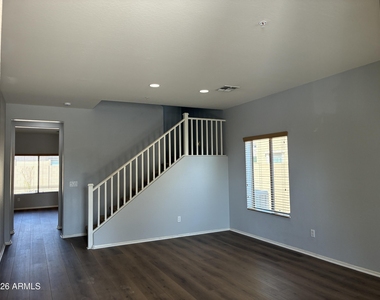 928 E Randy Street - Photo Thumbnail 4