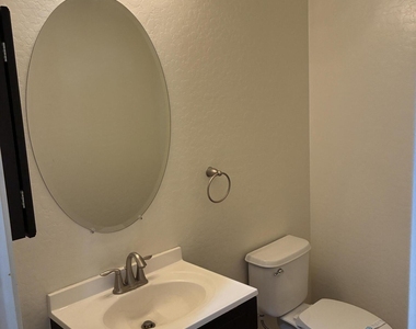 928 E Randy Street - Photo Thumbnail 8