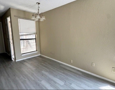9811 Walnut Street - Photo Thumbnail 6