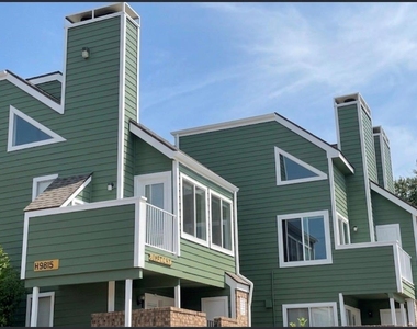 9811 Walnut Street - Photo Thumbnail 12