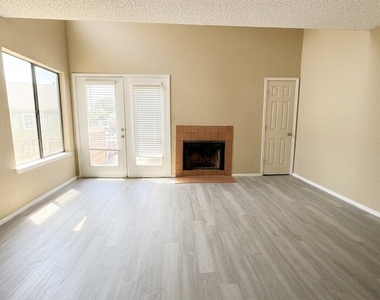 9811 Walnut Street - Photo Thumbnail 2
