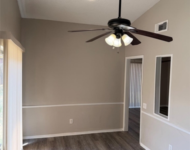 1803 Wickersham Drive - Photo Thumbnail 5