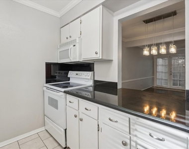 3627 Dickason Avenue - Photo Thumbnail 5