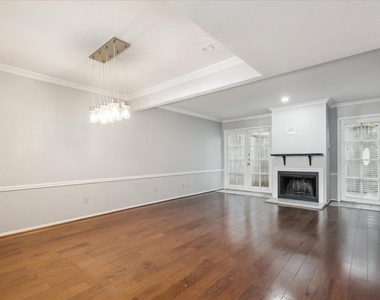 3627 Dickason Avenue - Photo Thumbnail 6
