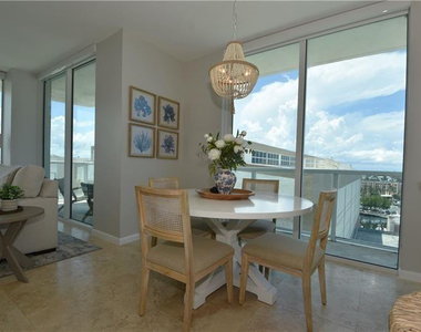 1819 Se 17th Street - Photo Thumbnail 7