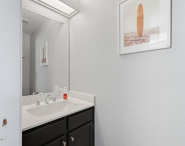 1735 E Stephens Drive - Photo Thumbnail 29