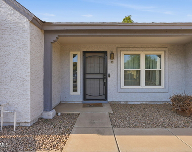 1735 E Stephens Drive - Photo Thumbnail 4