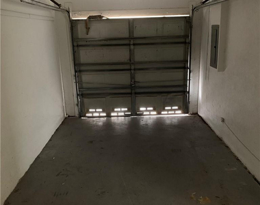 8985 Nw 38th Drive - Photo Thumbnail 12