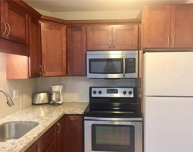 3220 Bayview Drive Ne - Photo Thumbnail 23
