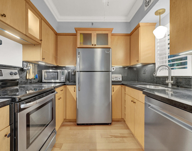 6520 N Ocean Boulevard - Photo Thumbnail 13