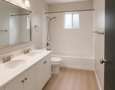 847 W 10th Street - Photo Thumbnail 7