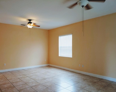 2449 Sw Savage Boulevard - Photo Thumbnail 4