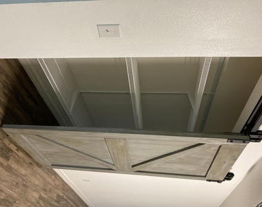 2238 S Caspian Drive - Photo Thumbnail 14