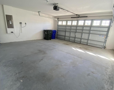 2238 S Caspian Drive - Photo Thumbnail 29
