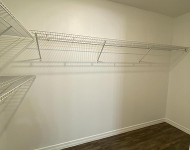 2238 S Caspian Drive - Photo Thumbnail 4